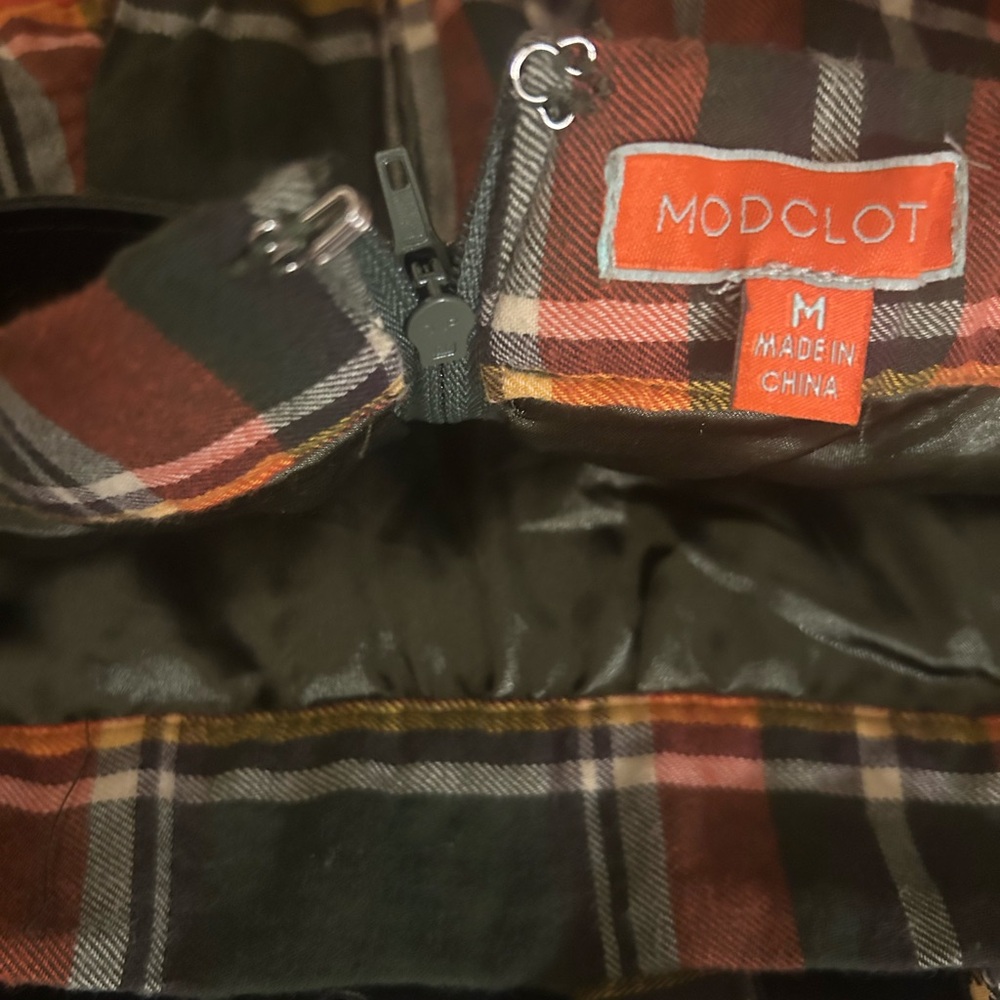 Modcloth Tartan A-Line Skirt - Red and Green - Picture 5 of 6